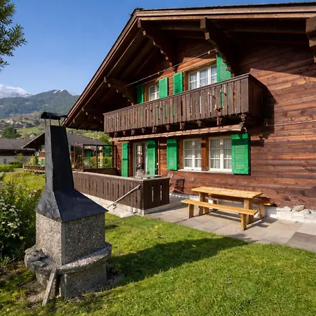 Cozy Traditional Chalet, Stunning Mountain Views Alpstuga *