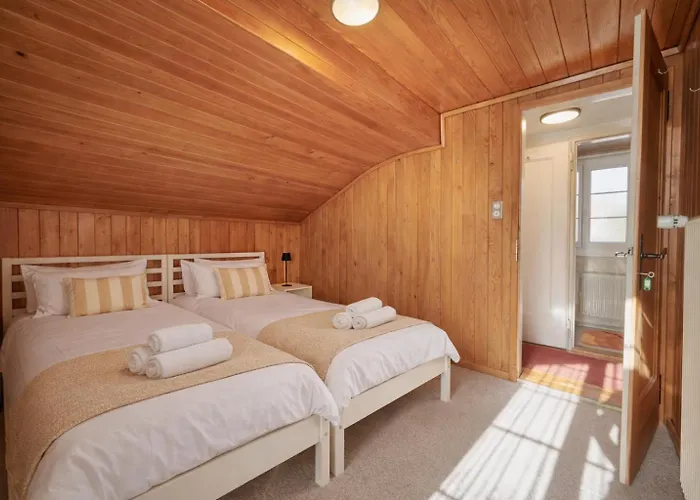 Cozy Traditional Chalet, Stunning Mountain Views * グリンデルヴァルト