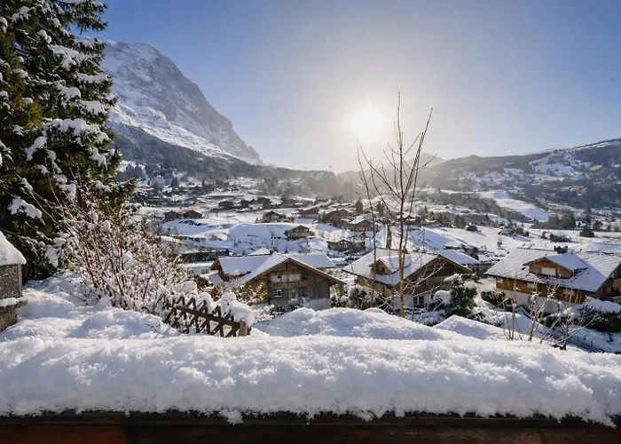 Cozy Traditional Chalet, Stunning Mountain Views シャレー
