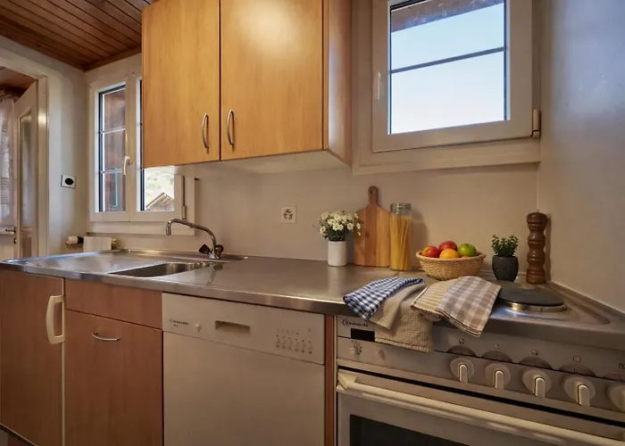 Cozy Traditional Chalet, Stunning Mountain Views シャレー