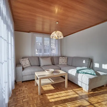 샬레 Cozy Traditional Chalet, Stunning Mountain Views 그린델발트